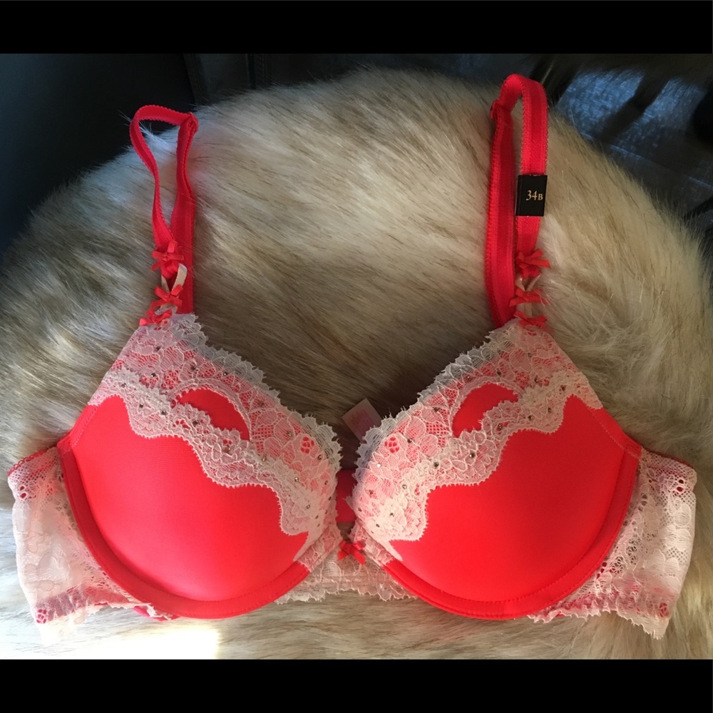 NWT Victoria’s Secret dream angels push up bra